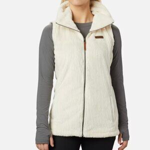 Columbia Fuzzy Zippered Vest - Cream, XL, Excellent Condition